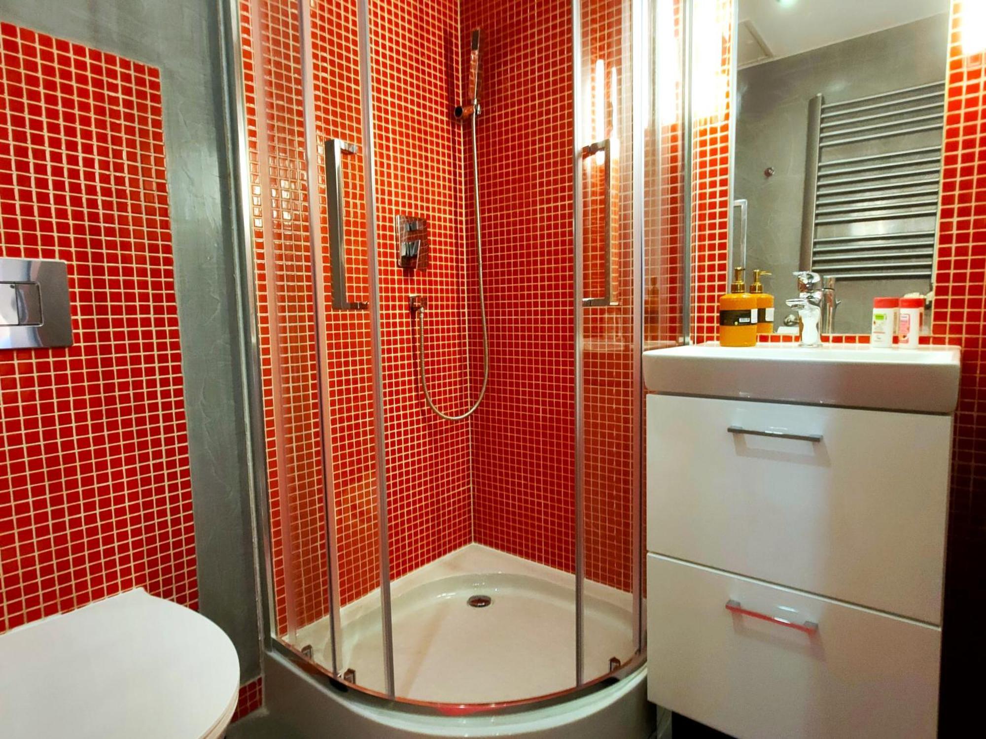 Mirror Pink Studio Apartment Krasków Εξωτερικό φωτογραφία