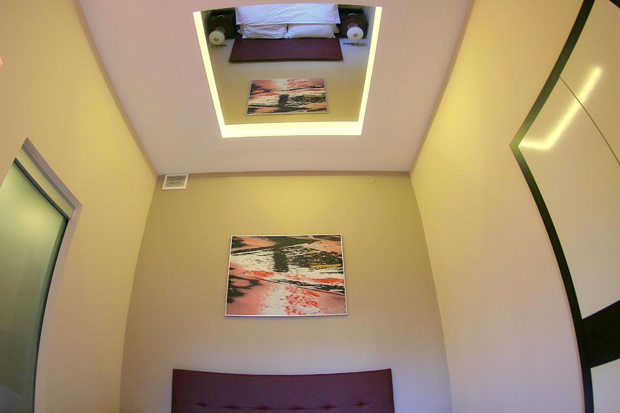 Mirror Pink Studio Apartment Krasków Δωμάτιο φωτογραφία